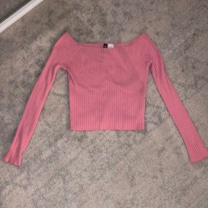 Pink crop top in great condition!